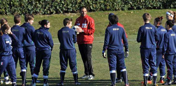 Azzurrine in campo per preparare la doppia sfida con la Finlandia