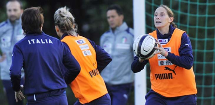 Femminile: tra calcio e rugby!