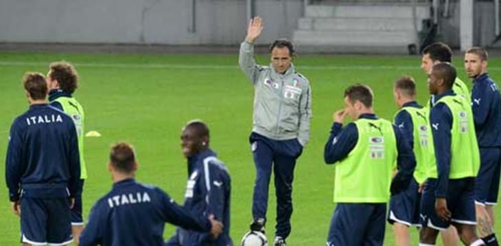 Allenamento a Cracovia: tornato in gruppo Maggio, differenziato per Pirlo